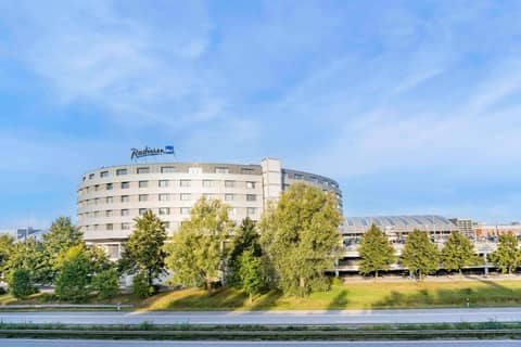 Radisson Blu Hotel, Hamburg Airport — photo 8