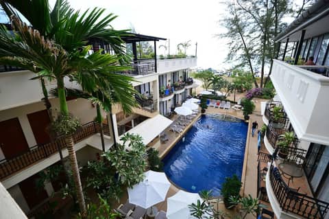 In On The Beach — recepcion & lobby