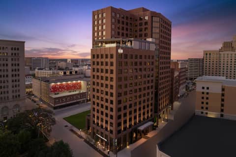 AC Hotel by Marriott San Antonio Riverwalk — photo 3