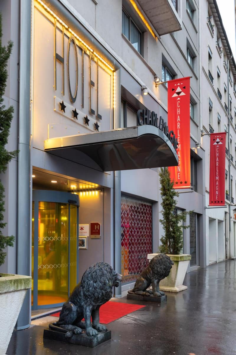 Hôtel Charlemagne by Happyculture — building