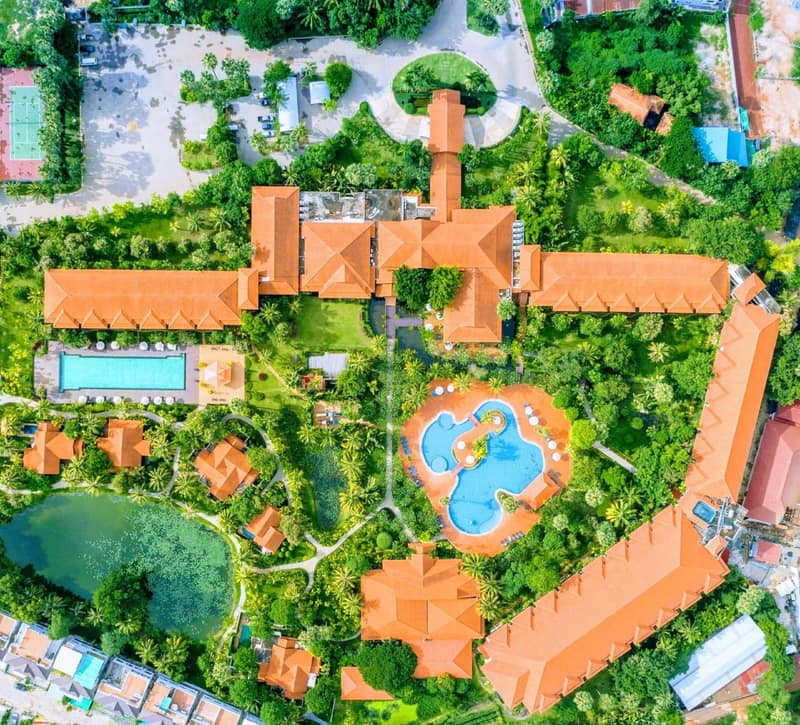 Angkor Palace Resort & Spa — building