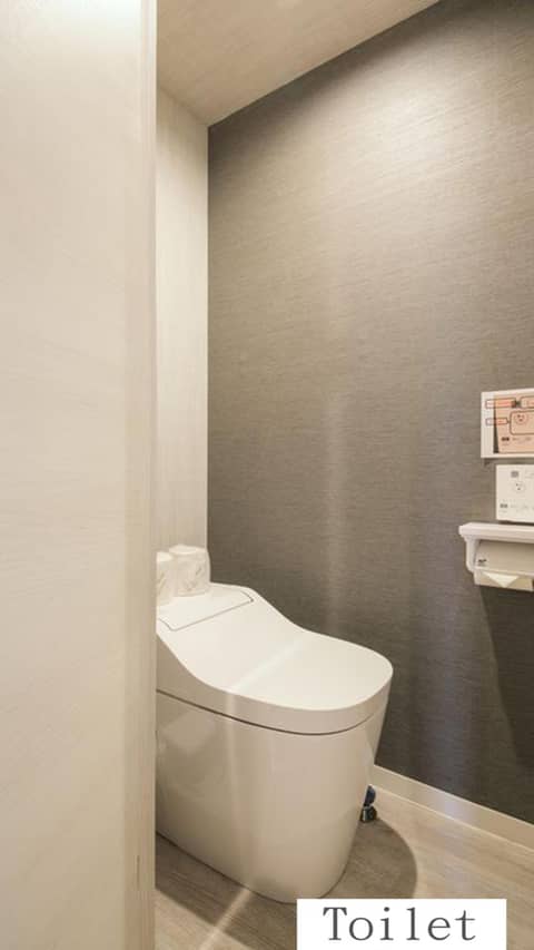 Aparthotel Palais Royal with Parking — bathroom
