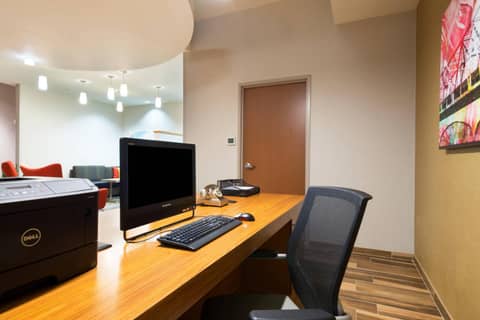 SpringHill Suites Louisville Downtown — photo 3