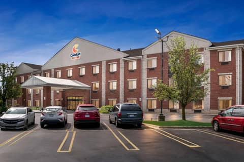 Holiday Inn Express & Suites Southfield - Detroit — photo 7