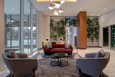 Homewood Suites By Hilton Montreal Downtown — recepcion & lobby
