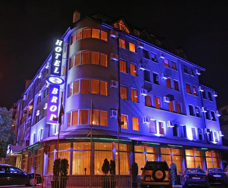 Hotel Brod - Free Parking — building