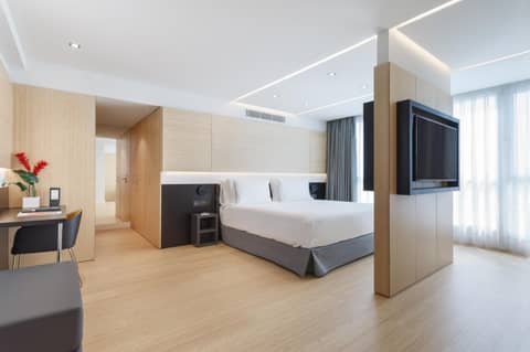 Dorma Plaza Catalunya — photo 8
