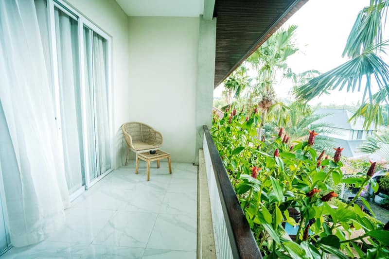 Tapa Tepi Kali Canggu — balance & terrace