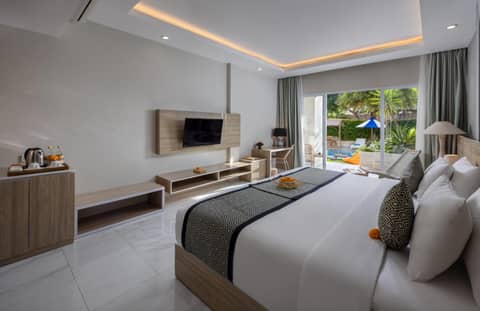 Tapa Tepi Kali Canggu — hotel room