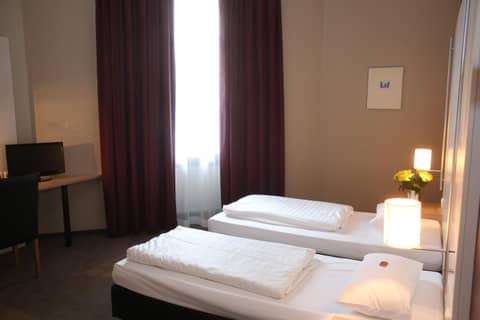 Hotel Columbus — photo 7