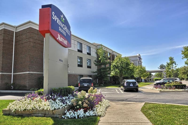SpringHill Suites Detroit Southfield — building