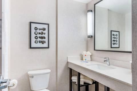 Comfort Inn & Suites Miami International Airport — photo 2