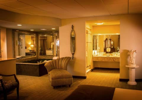 Garden Place Hotel — hotel room