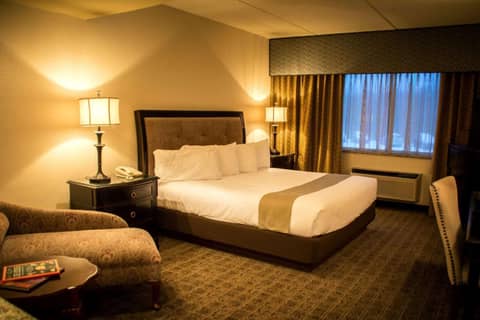 Garden Place Hotel — hotel room