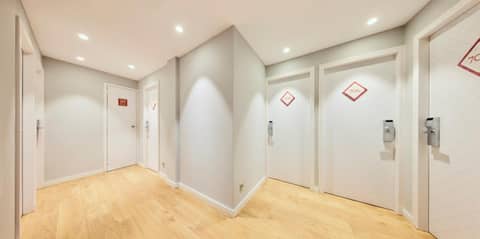 Barcelona Century Hotel — hotel room