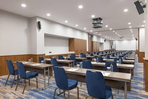 Hampton By Hilton Istanbul Airport, Arnavutkoy — photo 3