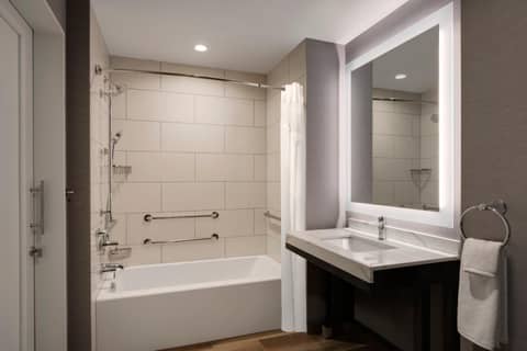 Hyatt House LAX Century Blvd — photo 2
