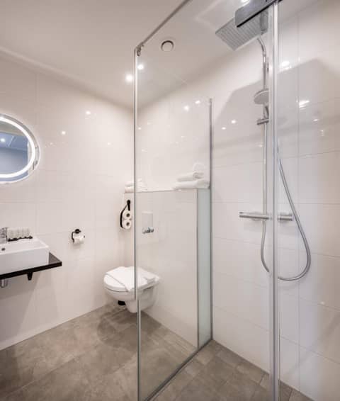Hotel New Kit — photo 9