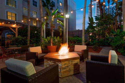 Courtyard Tampa Downtown — photo 7