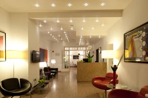 Hotel Topas Frankfurt City Centre - Digital Check-In — recepcion & lobby