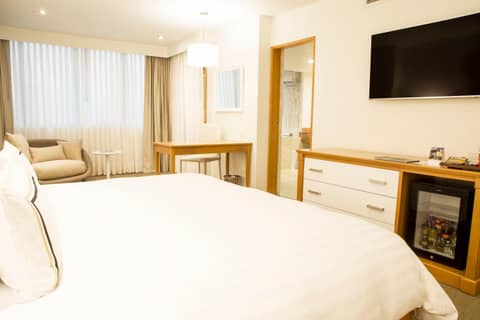 Meliá Lima — hotel room