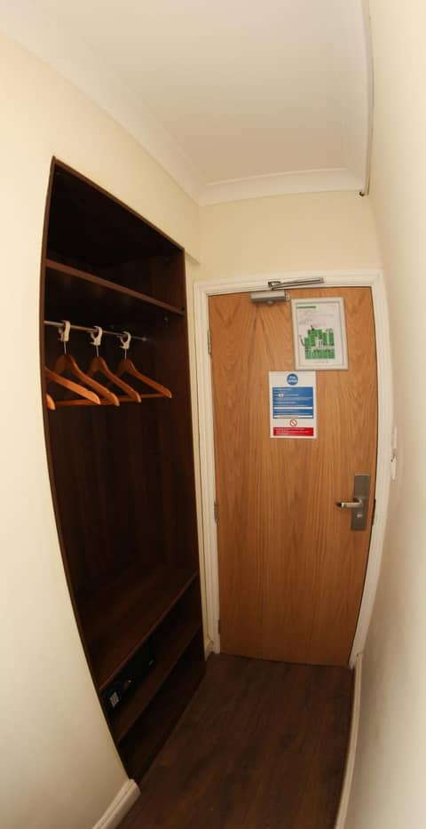 Ascot Hyde Park Hotel — photo 9