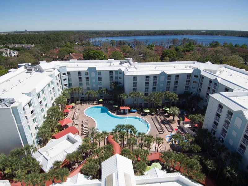 Holiday Inn Resort Orlando - Lake Buena Vista by IHG — building