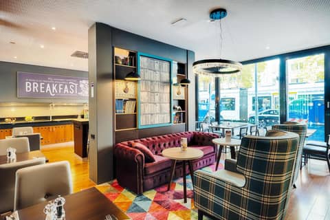 Premier Inn Frankfurt City Europaviertel — photo 9