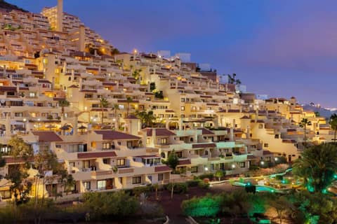 Ramada Residences by Wyndham Costa Adeje — building