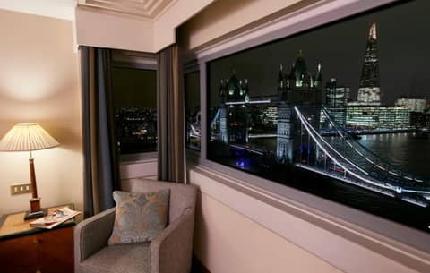 The Tower Hotel by Thistle — living room