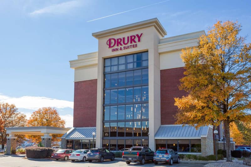 Drury Inn & Suites Atlanta Airport — building