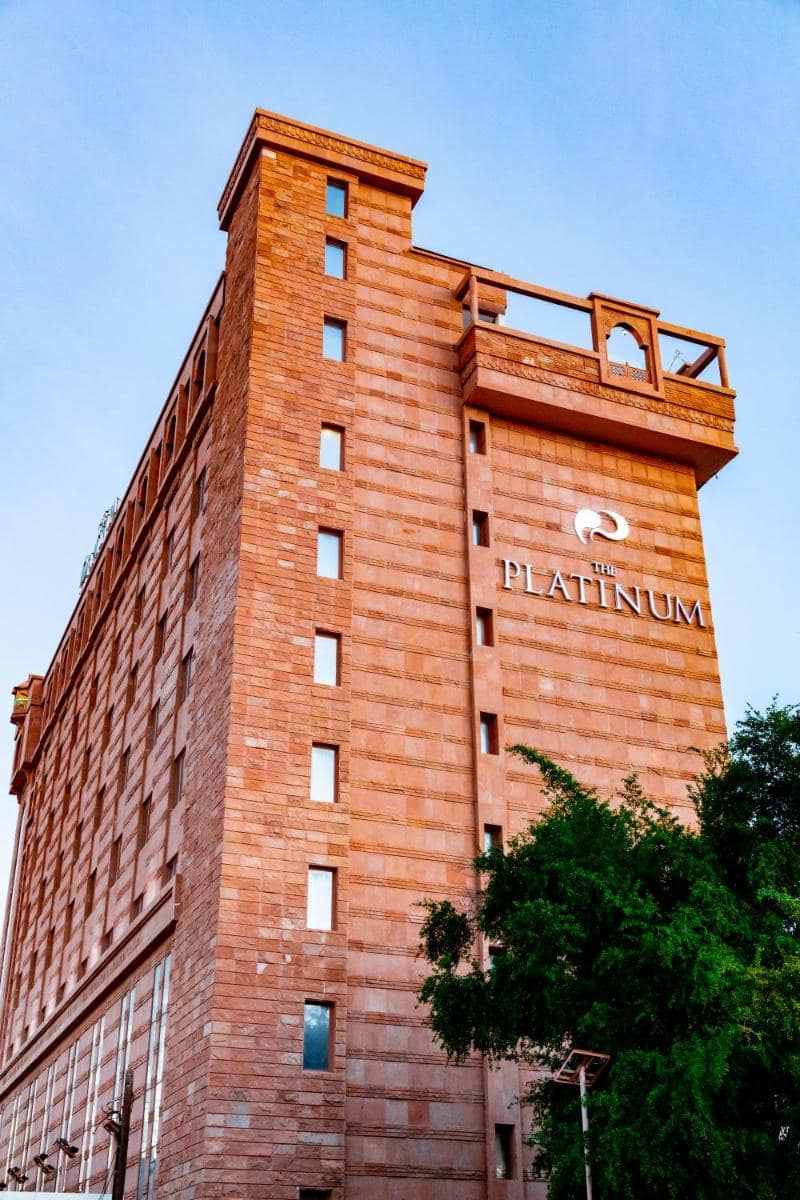 The Platinum Hotel — hotel building