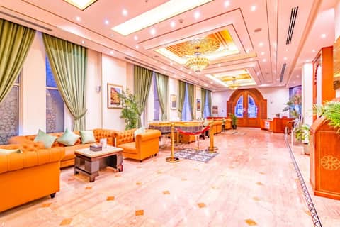 The Platinum Hotel — hotel reception