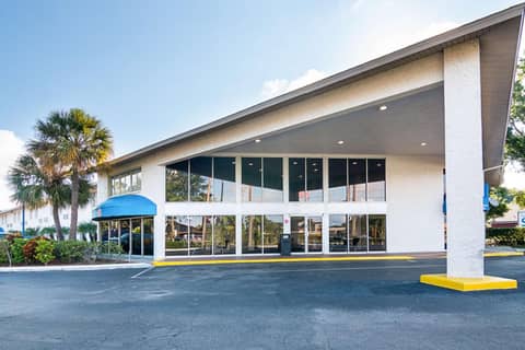 Motel 6-Tampa, FL - Fairgrounds — photo 6
