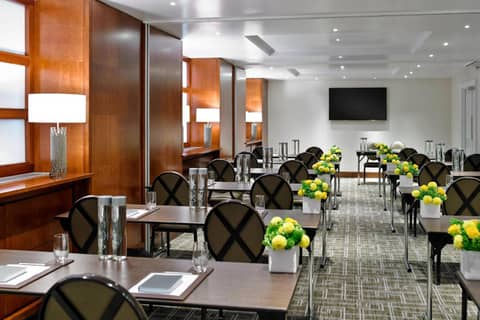 London Marriott Hotel Park Lane — meeting room