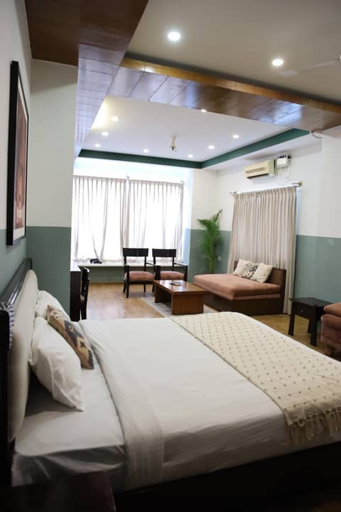 Olive Zip Rest House Road by Embassy Group — hotel room