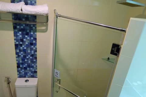 Castle Peak Hotel — photo 5