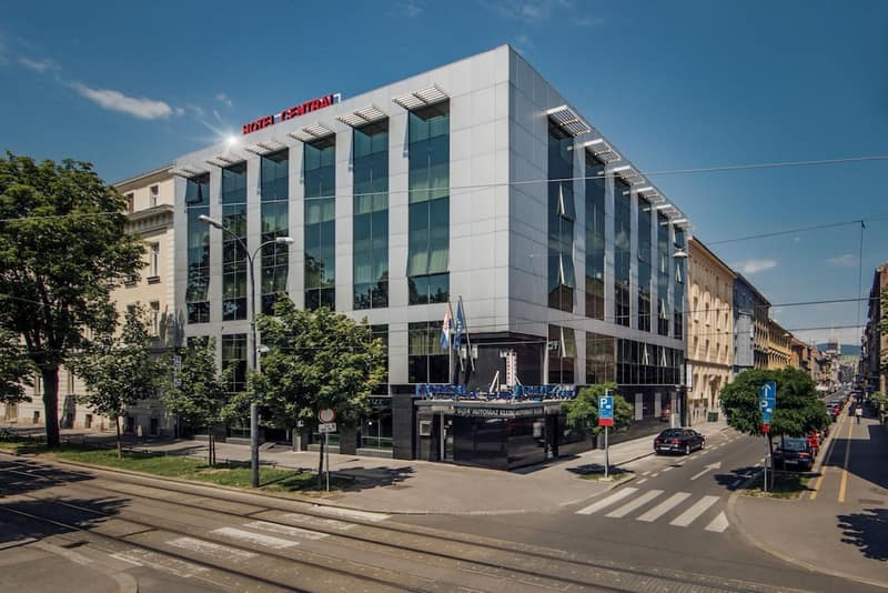 Hotel Central — photo 1