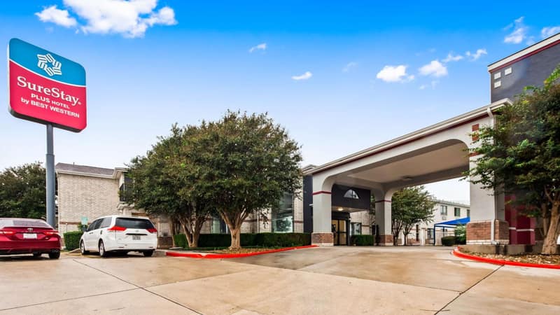 SureStay Plus by Best Western San Antonio Airport — building