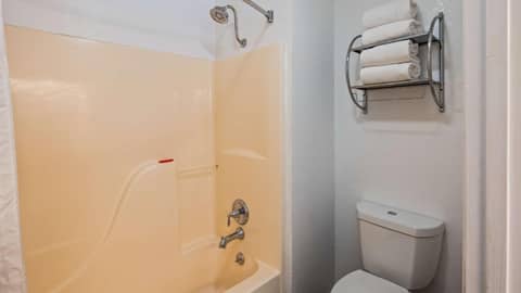 SureStay Plus by Best Western San Antonio Airport — photo 7