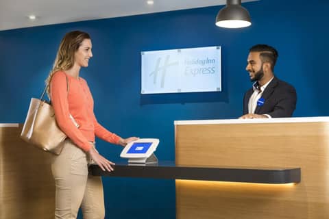 Holiday Inn Express Park Royal by IHG — hotel reception