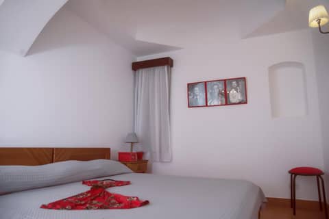 Sanafir Hotel - El Pacha Suites Sharm - Adults Only — bedroom