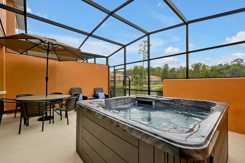 Regal Oaks Resort Vacation Townhomes by IDILIQ — balance & terrace