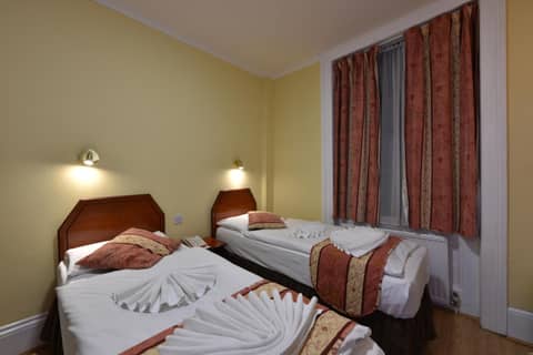 Shakespeare Hotel — hotel room
