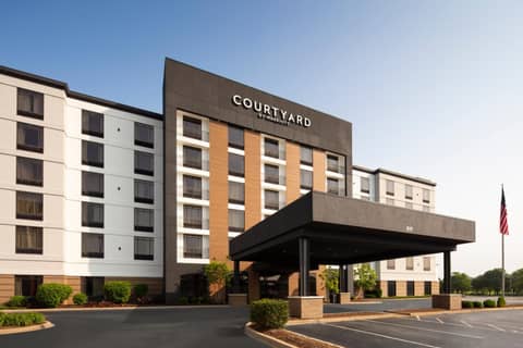 Courtyard Louisville Airport — photo 7