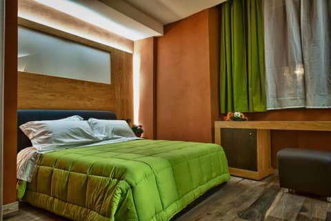 Hotel Angioino & Spa — hotel room