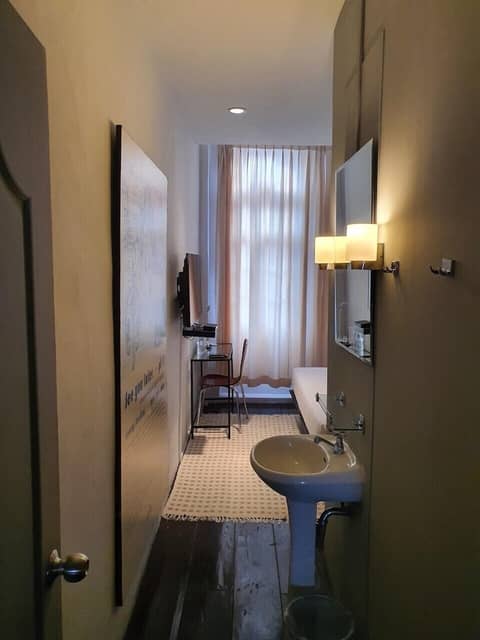Phuket 346 Guest House — bathroom