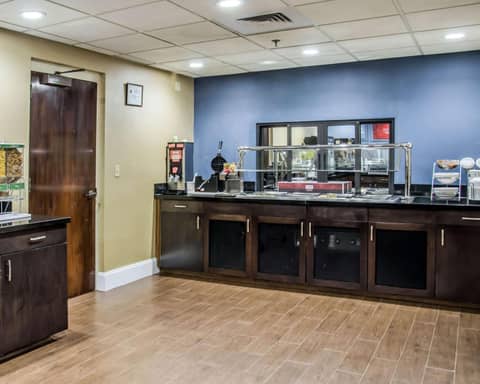 Comfort Suites University - Research Park — photo 5