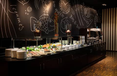 Holiday Inn Zürich Messe by IHG — dining