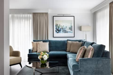 15 Basil Street Knightsbridge, Luxury Serviced Apartments — living room